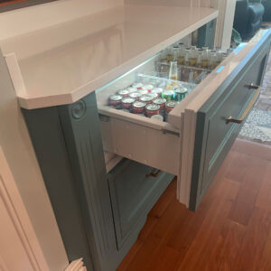 cabinets and closets installation