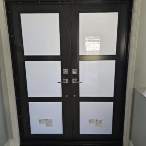 Front Doors 3 - Lisandro