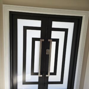 Front Doors 6 - Lisandro