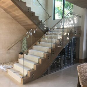 Specialty Glass 1 - Lisandro